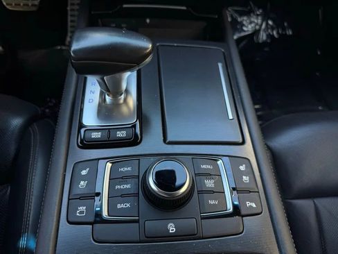 Used 2018 Genesis G80 3.3T Sport RWD image 19