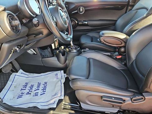 Used 2019 MINI Cooper S w/ Premium Package image 16