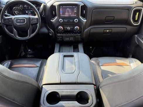 Used 2019 GMC Sierra 1500 AT4 w/ Off Road Performance Package image 7