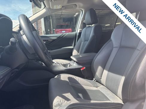 Used 2025 Subaru Outback Onyx Edition XT w/ Popular Package #2 AWD/4WD image 16