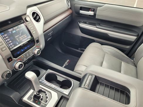 Used 2018 Toyota Tundra Limited image 12
