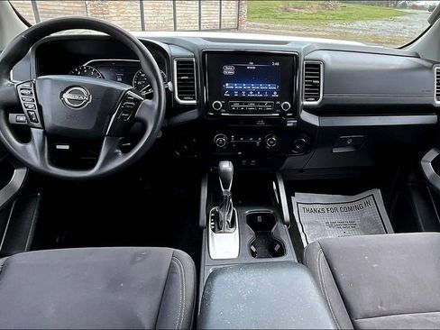 Used 2022 Nissan Frontier SV image 12