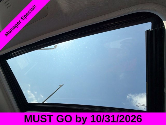 Used 2022 Toyota RAV4 XLE Premium FWD image 48