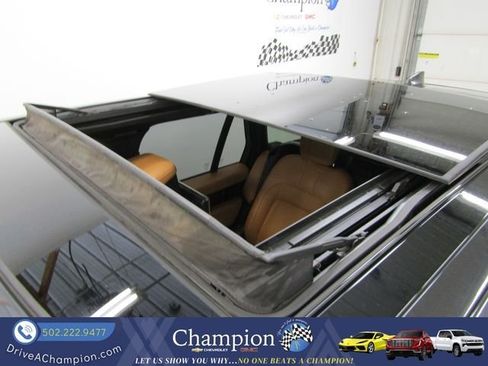 Used 2021 Land Rover Range Rover Autobiography Fifty Edition AWD/4WD image 4
