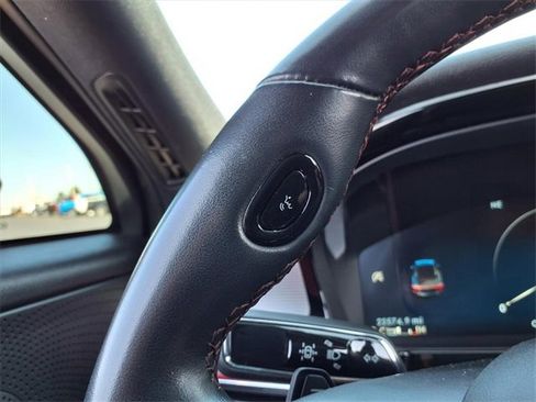 Used 2023 Lincoln Corsair Reserve image 15