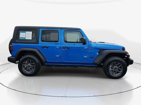 Used 2024 Jeep Wrangler Unlimited Sport AWD/4WD image 5