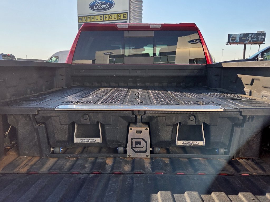 Used 2023 Chevrolet Silverado 1500 LTZ AWD/4WD image 10