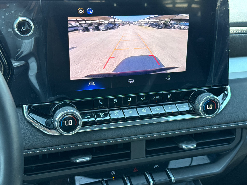 Used 2025 Chevrolet Colorado LT RWD image 24