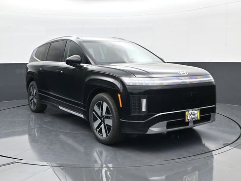 New 2026 Hyundai Ioniq 9 SEL image 3