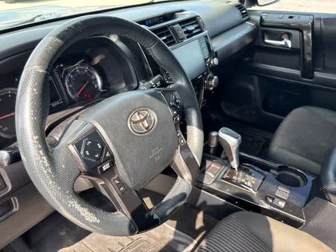 Used 2021 Toyota 4Runner TRD Off-Road AWD/4WD image 10