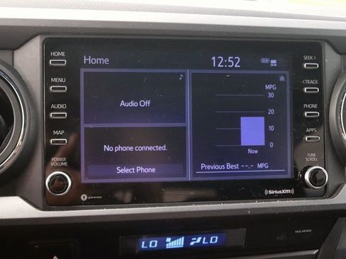 Used 2023 Toyota Tacoma TRD Off-Road image 26