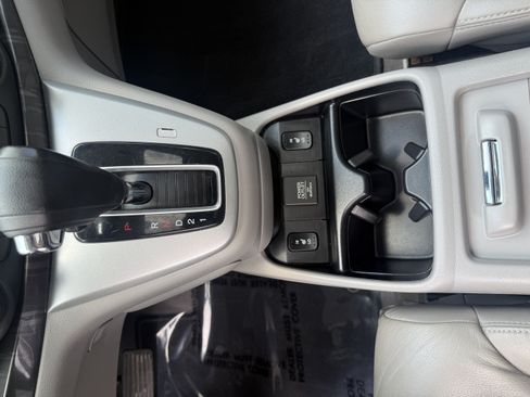 Used 2014 Honda CR-V EX-L image 16