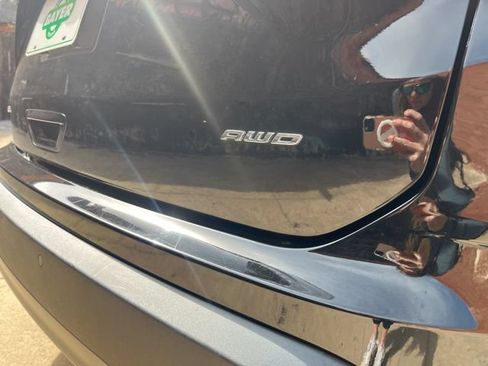 Used 2022 Ford Edge SEL w/ Convenience Package AWD/4WD image 10