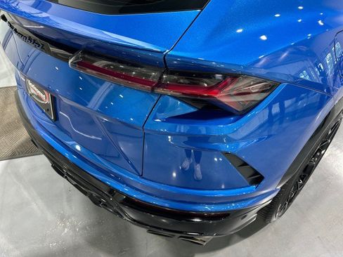 Used 2019 Lamborghini Urus AWD/4WD image 34