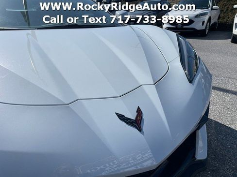 Used 2024 Chevrolet Corvette STINGRAY 1LT Z51 PACKAGE LOW M w/ Z51 Performance Package image 25