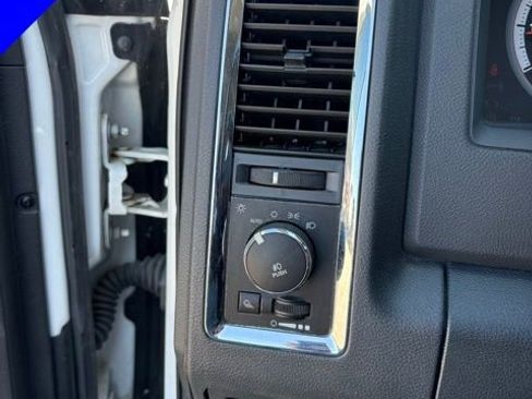 Used 2011 RAM 1500 Laramie AWD/4WD image 15