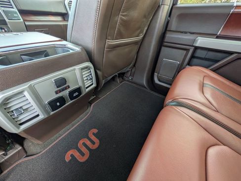 Used 2019 Ford F150 King Ranch image 31