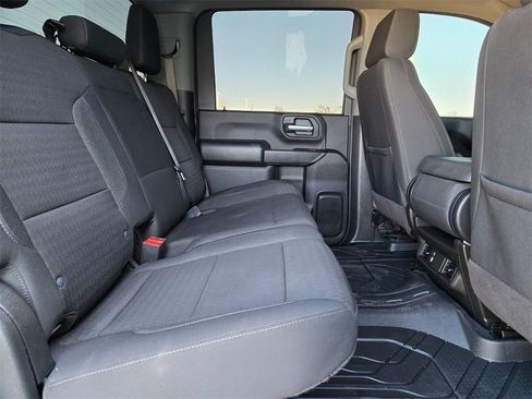 Used 2025 Chevrolet Silverado 2500 Custom w/ Custom Value Package image 24