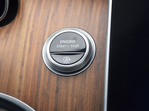 Certified 2023 Mercedes-Benz C 300 Sedan image 28