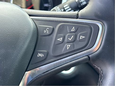 Used 2024 Chevrolet Equinox LT w/ LPO, Floor Liner Package FWD image 16