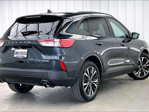 Used 2022 Ford Escape SE w/ SE Sport Appearance Package AWD/4WD image 12