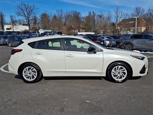 Certified 2024 Subaru Impreza 2.0i image 7