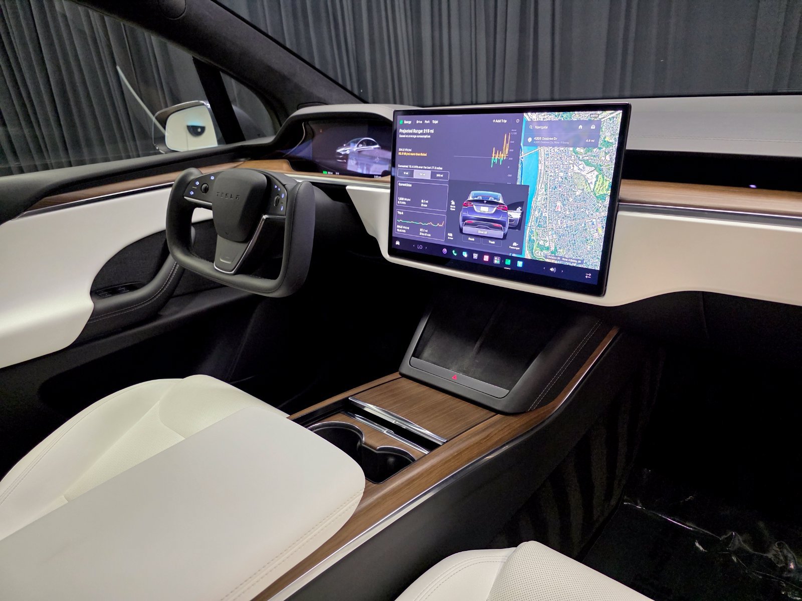 Used 2023 Tesla Model X AWD/4WD image 35