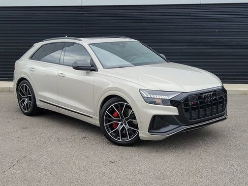 Used 2022 Audi SQ8 Prestige image 2