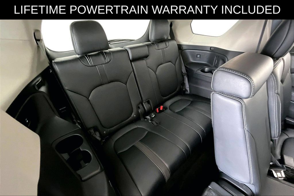 Used 2025 Honda Pilot EX-L image 38
