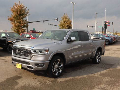 Used 2022 RAM 1500 Limited w/ Bed Utility Group image 3