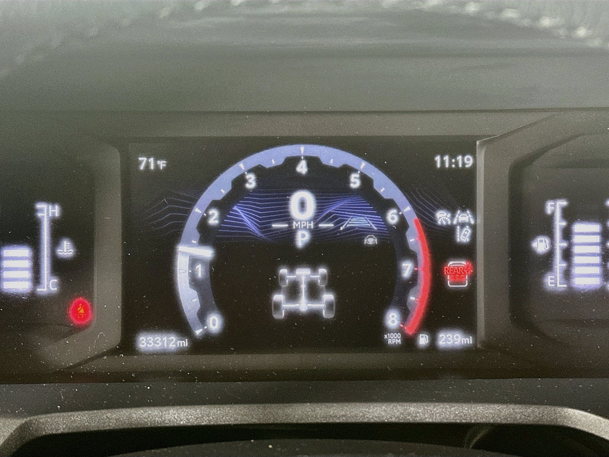 Used 2025 Toyota 4Runner SR5 AWD/4WD image 19