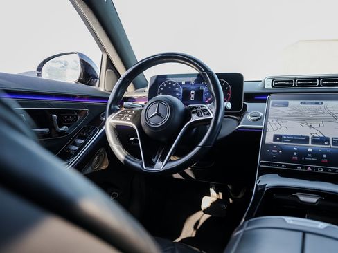 Used 2021 Mercedes-Benz S 580 S 580 image 27