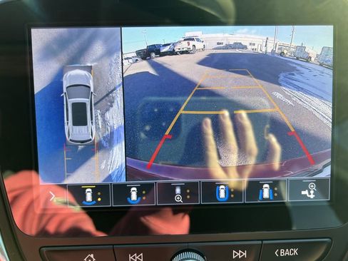 Used 2020 Chevrolet Equinox Premier image 15