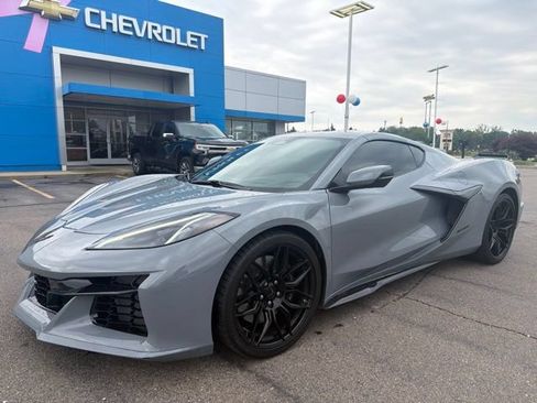 Used 2025 Chevrolet Corvette Z06 w/ Battery Protection Package RWD image 1