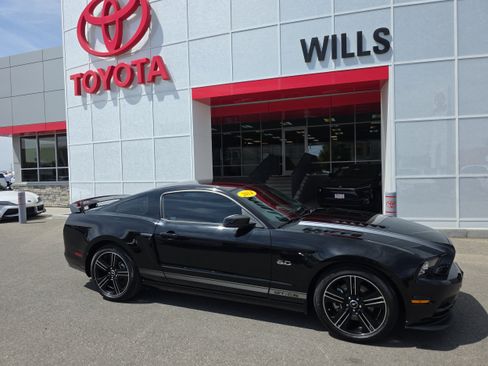Used 2014 Ford Mustang GT Premium w/ Electronics Package RWD image 1