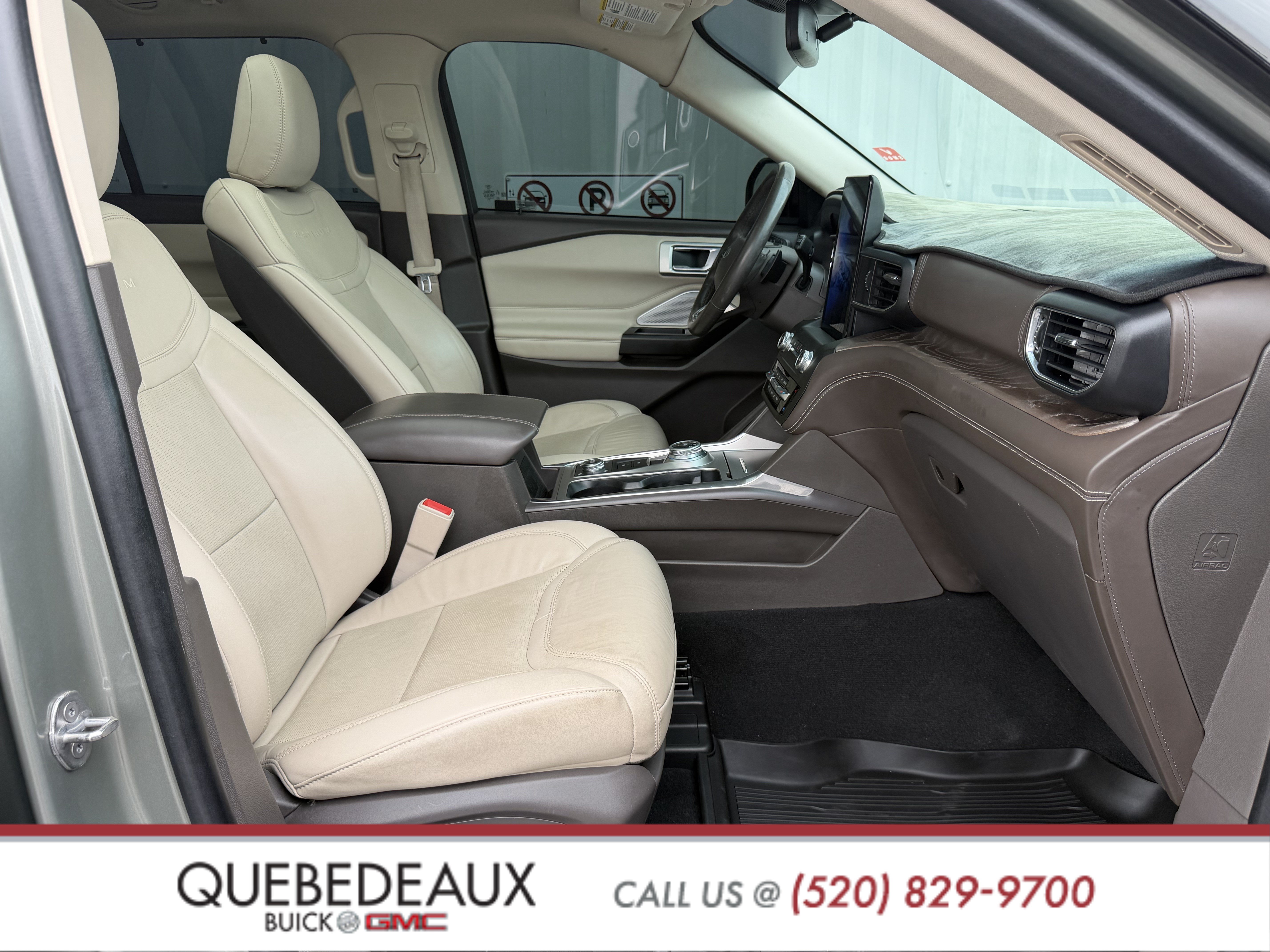 Used 2020 Ford Explorer Platinum w/ Premium Technology Package AWD/4WD image 11