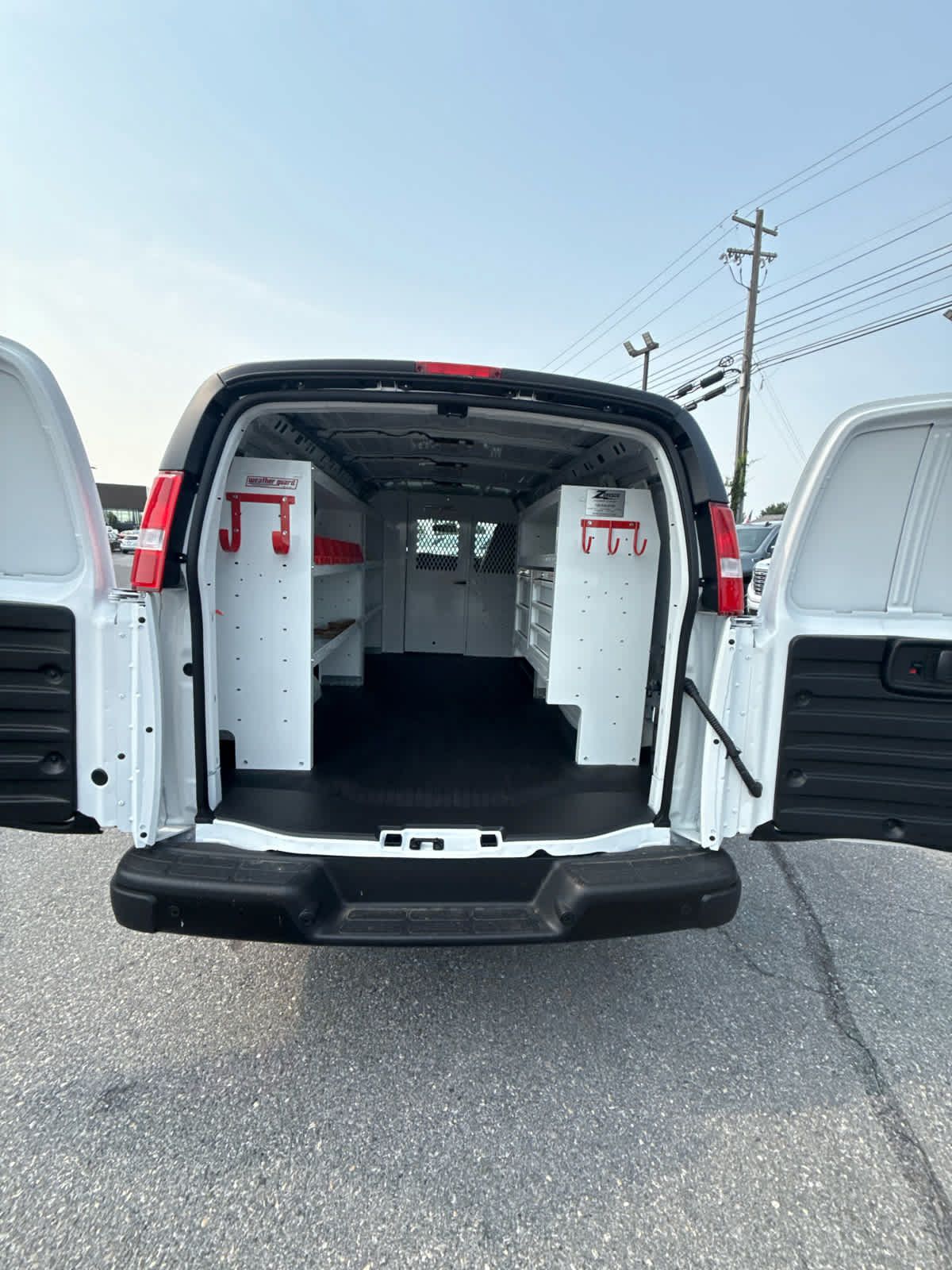 New 2026 GMC Savana 2500 w/ Driver Convenience Package RWD image 31
