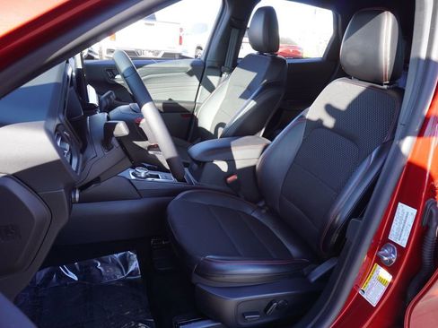 Used 2025 Ford Escape ST-Line w/ Tech Pack #1 image 13