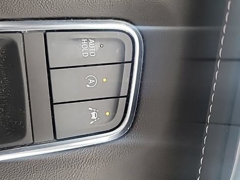 Used 2022 Cadillac Escalade ESV Premium Luxury AWD/4WD image 19