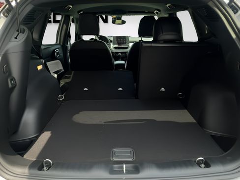 New 2026 Jeep Compass Limited AWD/4WD image 12