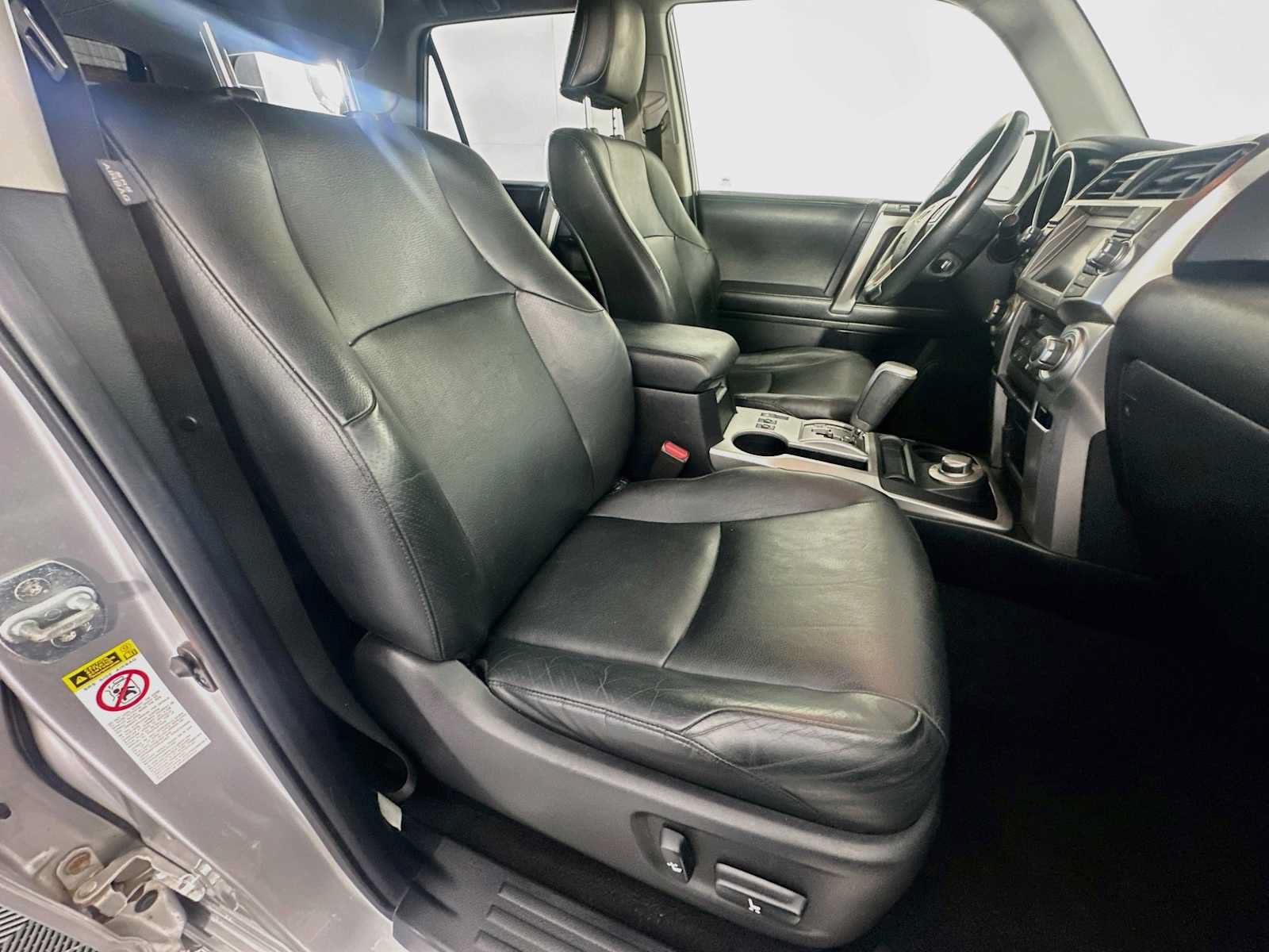 Used 2013 Toyota 4Runner Limited AWD/4WD image 28