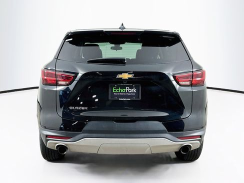 Used 2025 Chevrolet Blazer LT FWD image 7