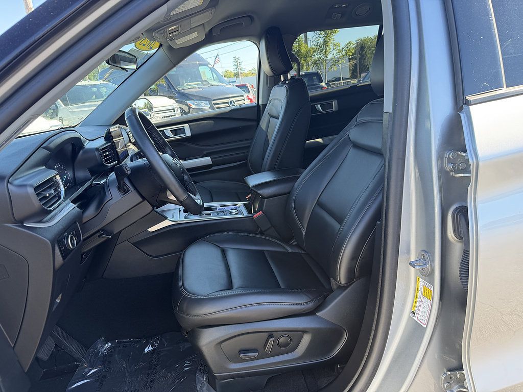 Certified 2023 Ford Explorer XLT w/ Equipment Group 202A AWD/4WD image 12