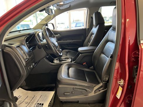 Used 2018 GMC Canyon All Terrain w/ Trailering Package image 27