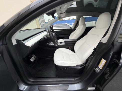 Used 2023 Tesla Model Y Performance AWD/4WD image 12