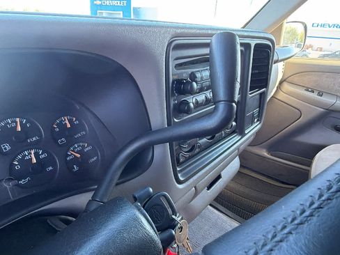 Used 2000 Chevrolet Silverado 1500 LS AWD/4WD image 13