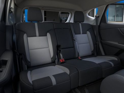 New 2026 Chevrolet Blazer LT w/ Convenience Package FWD image 17