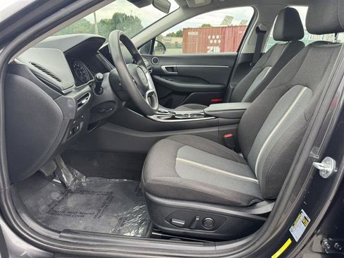Used 2021 Hyundai Sonata SEL w/ Preferred Accessory Package FWD image 25
