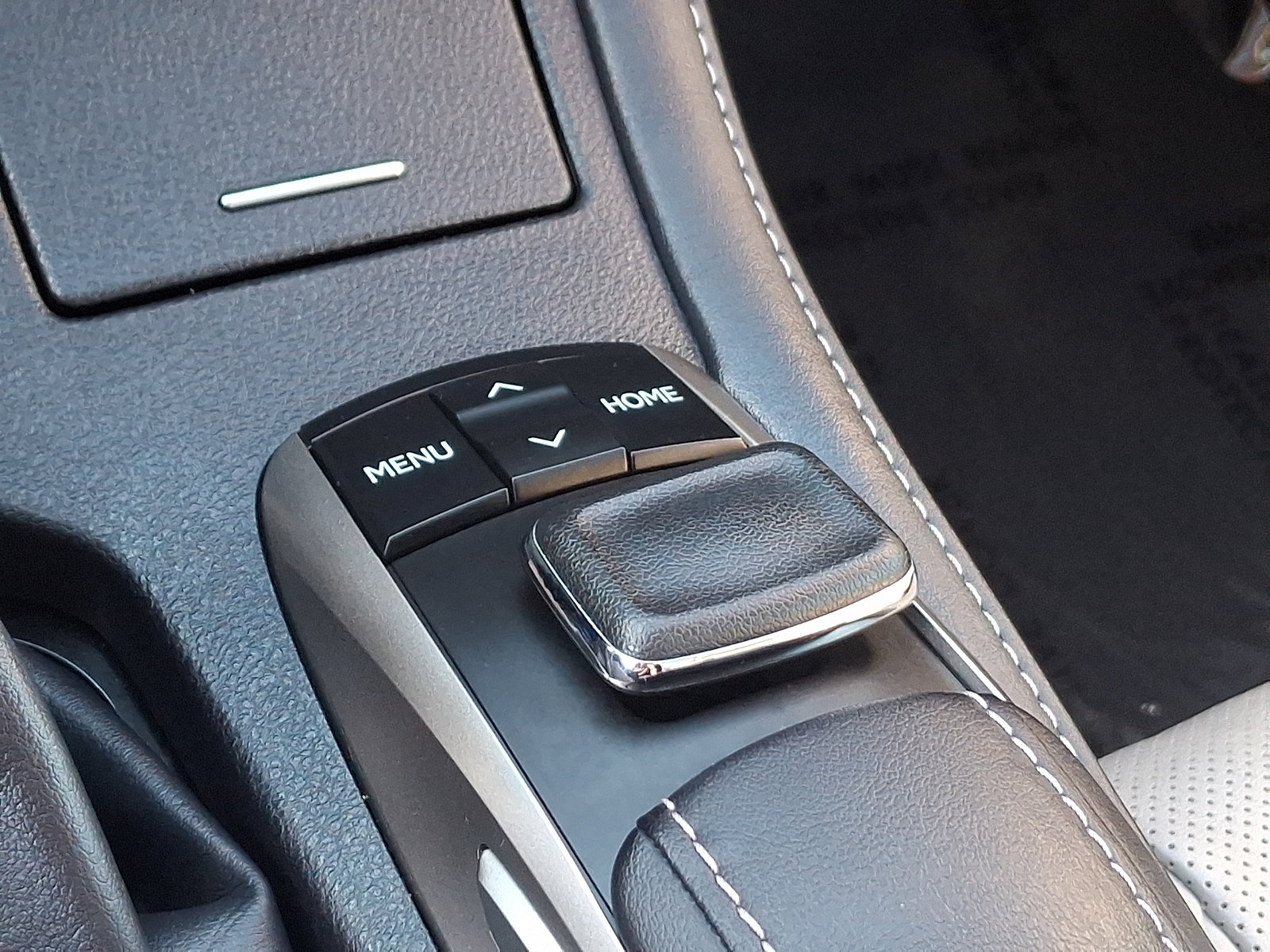 Used 2016 Lexus ES 350 w/ Luxury Package w/Wood Trim FWD image 28