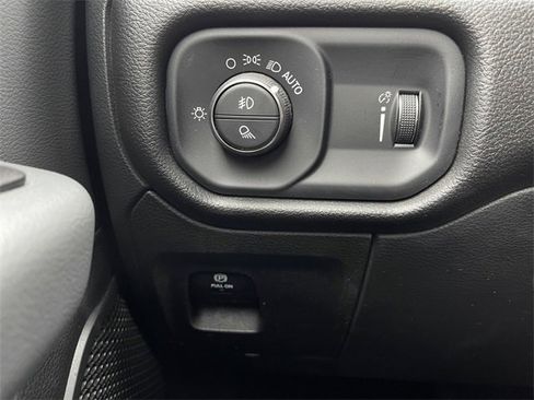 Used 2022 RAM 1500 Big Horn image 17